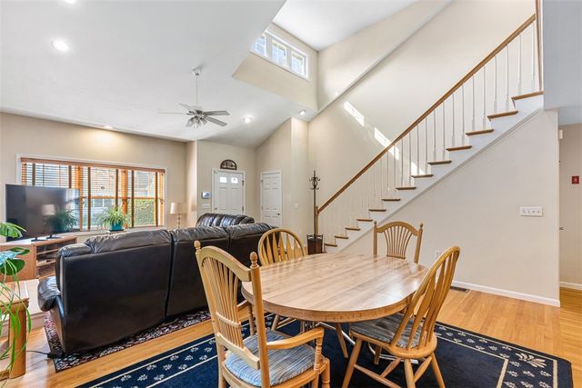 500 Mendon Road 11, Cumberland, RI 02864