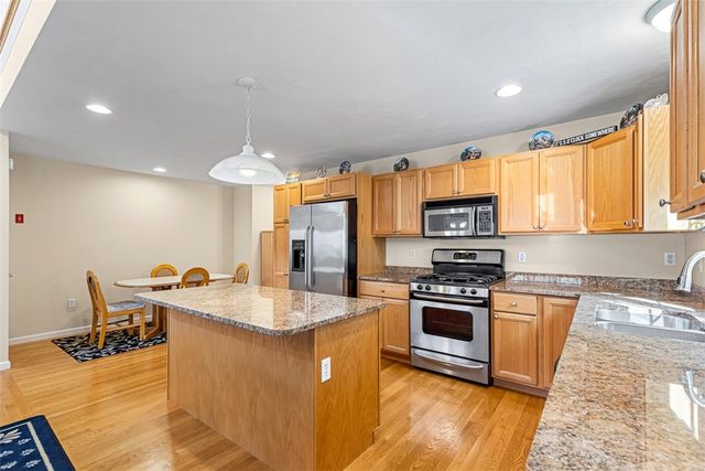 500 Mendon Road 11, Cumberland, RI 02864