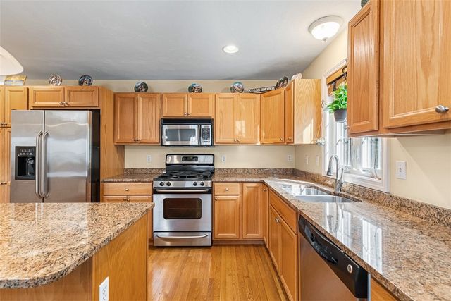 500 Mendon Road 11, Cumberland, RI 02864