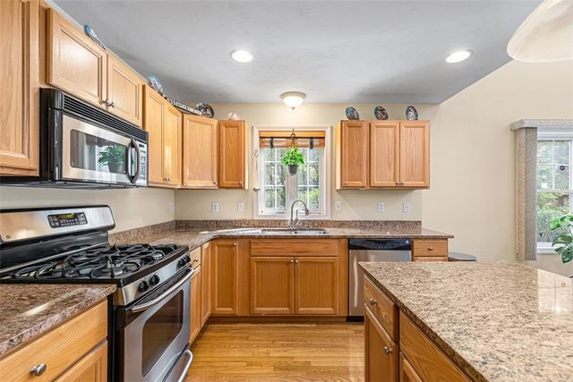500 Mendon Road 11, Cumberland, RI 02864