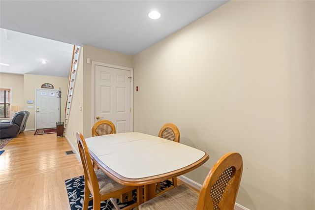 500 Mendon Road 11, Cumberland, RI 02864