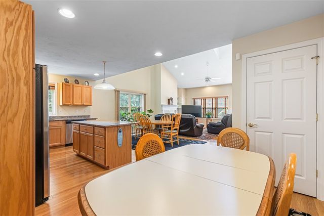 500 Mendon Road 11, Cumberland, RI 02864