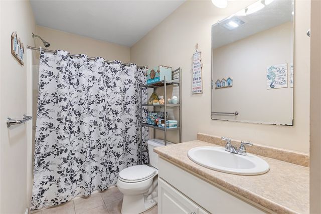 500 Mendon Road 11, Cumberland, RI 02864