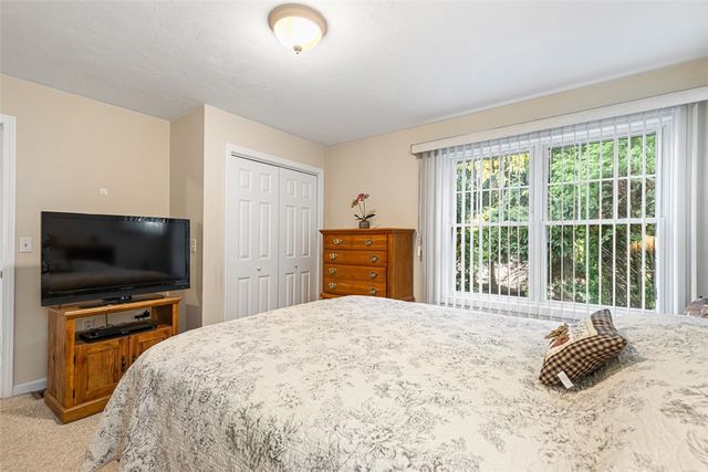 500 Mendon Road 11, Cumberland, RI 02864