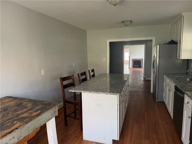 1142 Manning Street, Eden, NC 27288