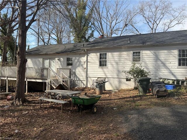 1142 Manning Street, Eden, NC 27288