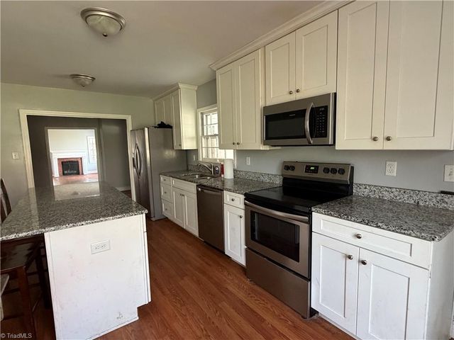 1142 Manning Street, Eden, NC 27288