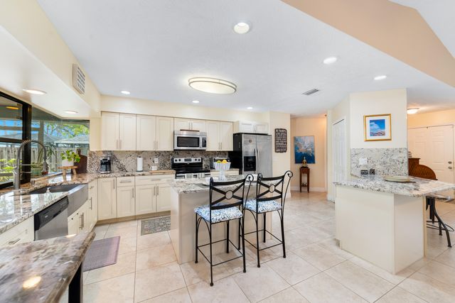 817 NW Archer Avenue, Port St. Lucie, Port St Lucie, FL 34983