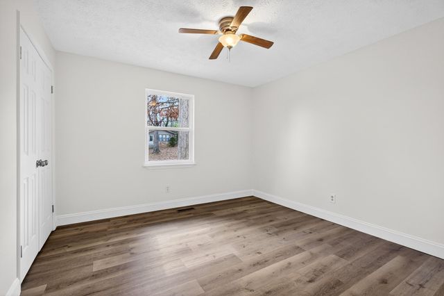 379 Oakwood Circle, NE, Cleveland, TN 37312