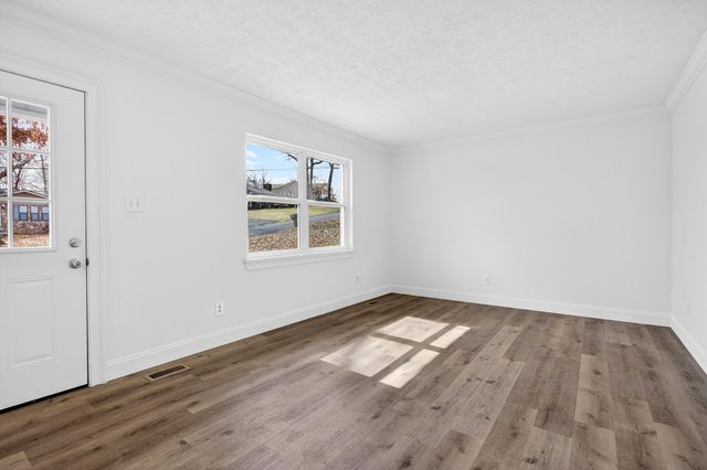 379 Oakwood Circle, NE, Cleveland, TN 37312