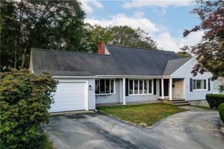 18 Doyle Drive, North Providence, RI 02911