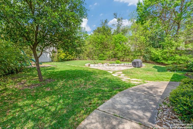 345 Lilac, Terrell Hills, TX 78209