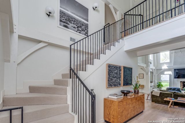 345 Lilac, Terrell Hills, TX 78209