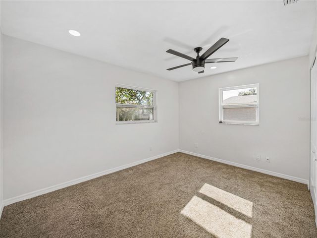 6000 19TH STREET NE, St Petersburg, FL 33703