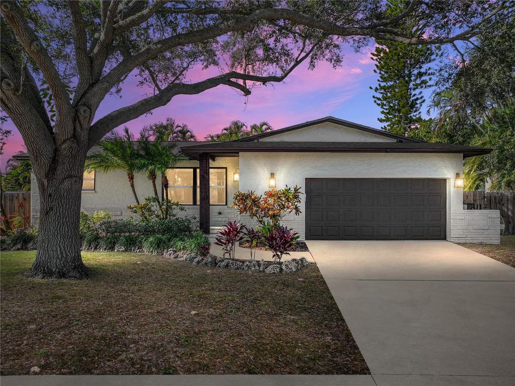 6000 19TH STREET NE, St Petersburg, FL 33703