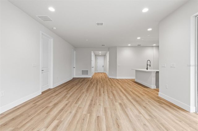 536 E BERESFORD AVENUE, Deland, FL 32724