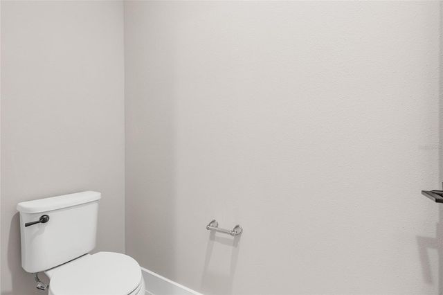 536 E BERESFORD AVENUE, Deland, FL 32724