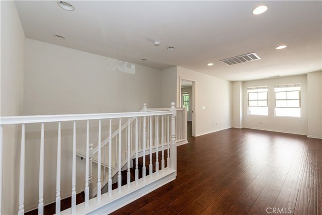 165 Pathway, Irvine, CA 92618