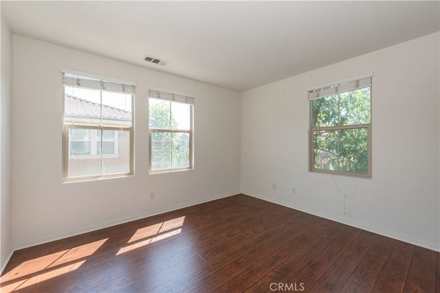 165 Pathway, Irvine, CA 92618