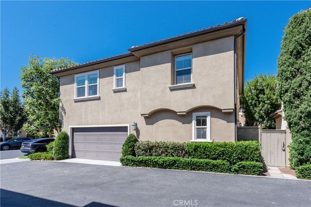 165 Pathway, Irvine, CA 92618