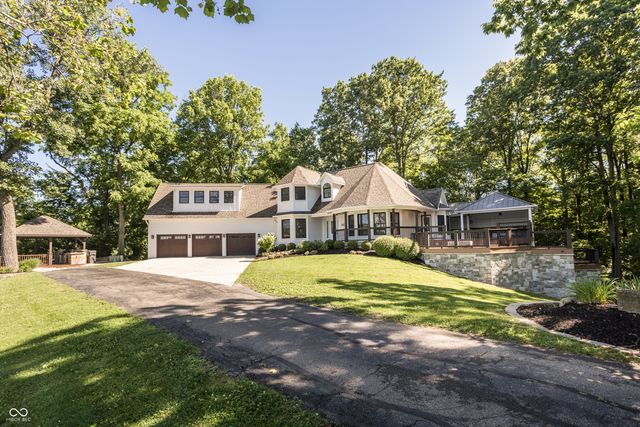 8641 Fawn Lake Circle, Indianapolis, IN 46278