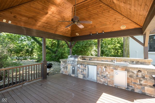 8641 Fawn Lake Circle, Indianapolis, IN 46278