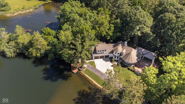 8641 Fawn Lake Circle, Indianapolis, IN 46278