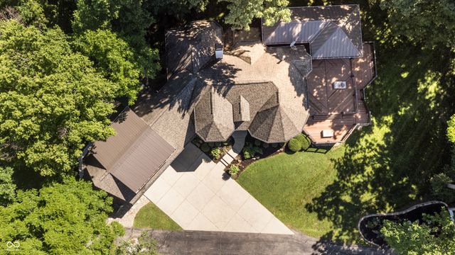 8641 Fawn Lake Circle, Indianapolis, IN 46278