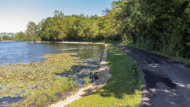 8641 Fawn Lake Circle, Indianapolis, IN 46278