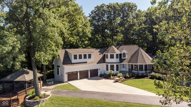 8641 Fawn Lake Circle, Indianapolis, IN 46278