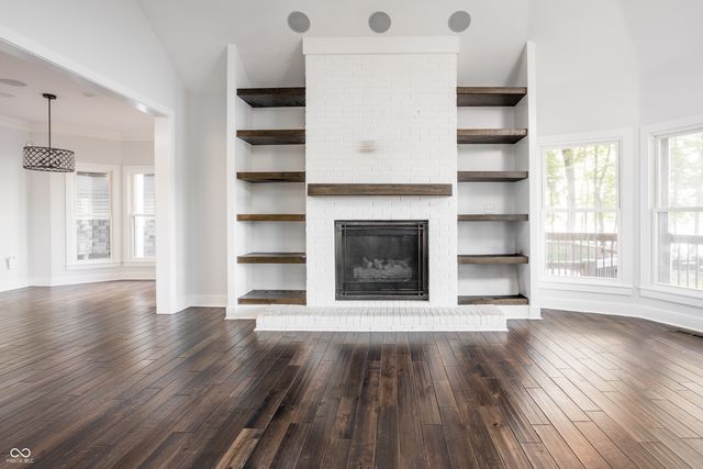 8641 Fawn Lake Circle, Indianapolis, IN 46278