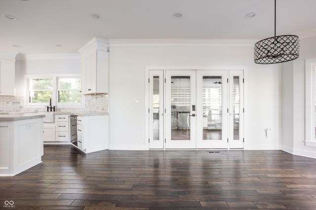8641 Fawn Lake Circle, Indianapolis, IN 46278