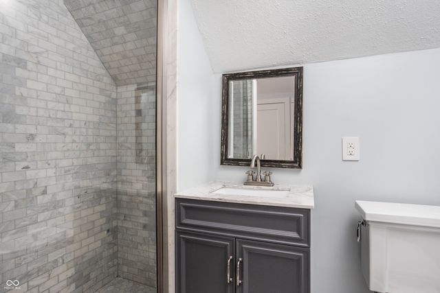 8641 Fawn Lake Circle, Indianapolis, IN 46278