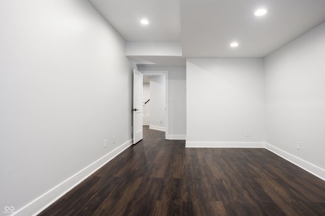 8641 Fawn Lake Circle, Indianapolis, IN 46278