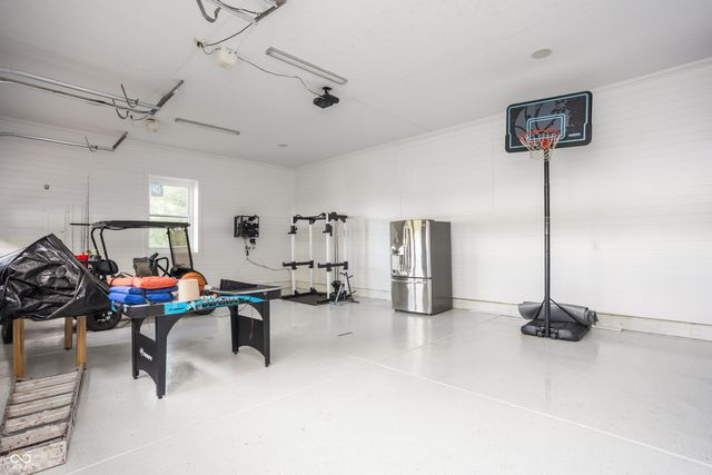 8641 Fawn Lake Circle, Indianapolis, IN 46278