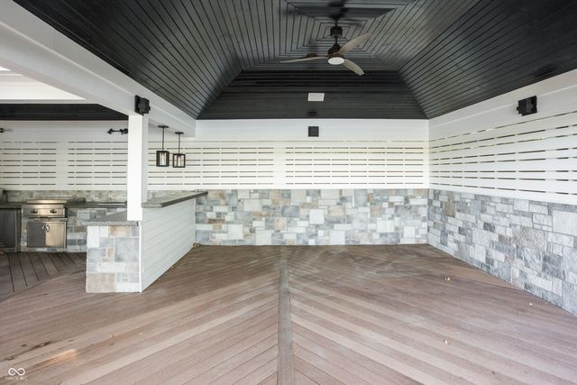 8641 Fawn Lake Circle, Indianapolis, IN 46278