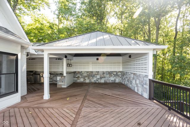 8641 Fawn Lake Circle, Indianapolis, IN 46278