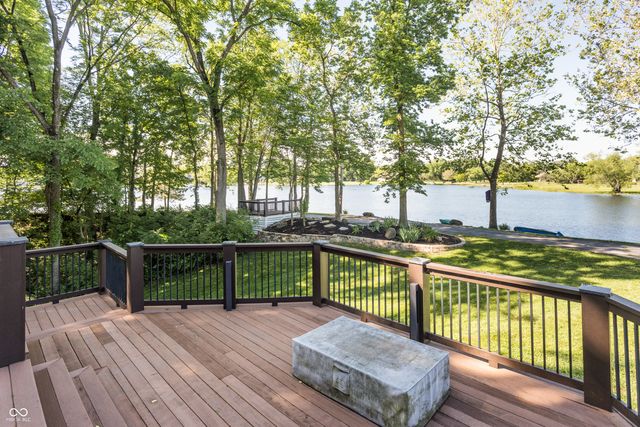 8641 Fawn Lake Circle, Indianapolis, IN 46278