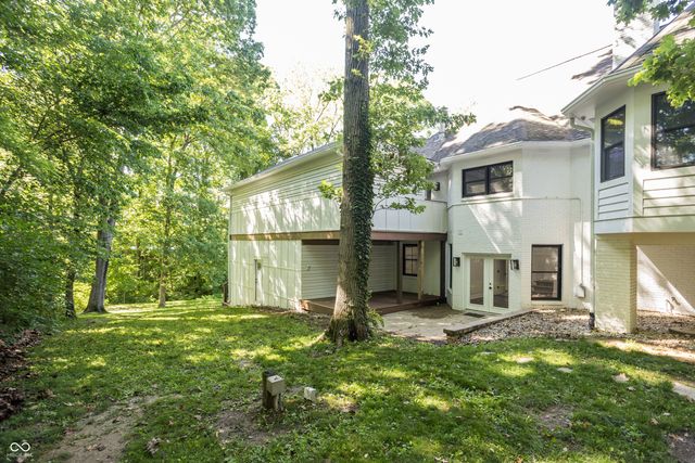 8641 Fawn Lake Circle, Indianapolis, IN 46278