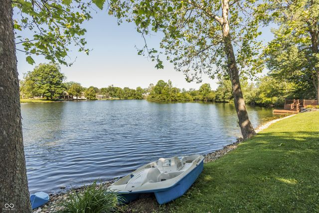 8641 Fawn Lake Circle, Indianapolis, IN 46278