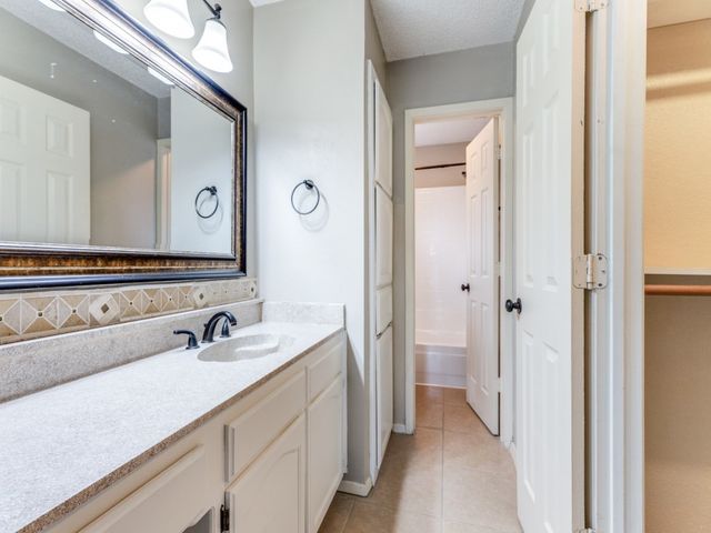 8028 Berrybrook Drive, Watauga, TX 76148