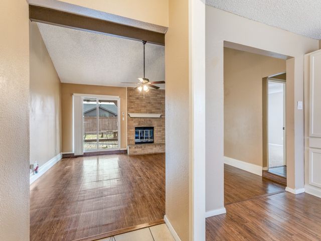 8028 Berrybrook Drive, Watauga, TX 76148