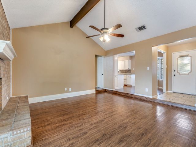 8028 Berrybrook Drive, Watauga, TX 76148