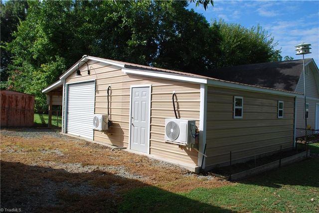 308 Aloha Drive, Graham, NC 27253