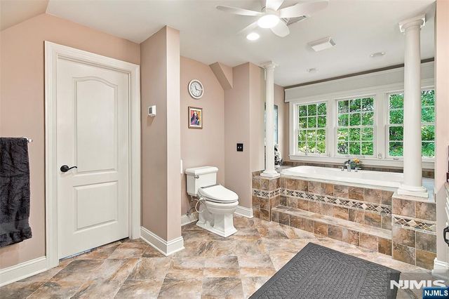 21 Pine Hill Road, Mahwah, NJ 07430