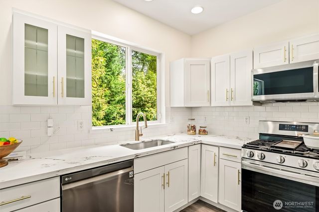 17715 8th Place W, Lynnwood, WA 98037