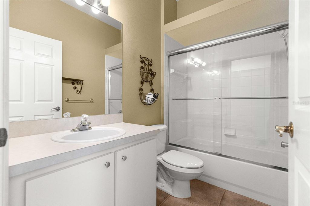 Image 23 of property listing at 2380 NW 53RD AVENUE ROAD, Ocala, FL 34482