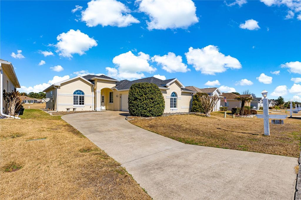 Image 37 of property listing at 2380 NW 53RD AVENUE ROAD, Ocala, FL 34482