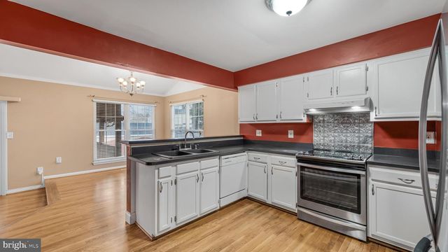 14691 STRATFORD DR, Woodbridge, VA 22193