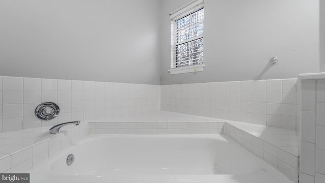 14691 STRATFORD DR, Woodbridge, VA 22193